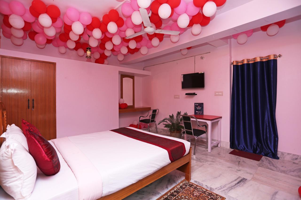 Oyo 10994 Hotel Luxury Inn Patna  Ngoại thất bức ảnh